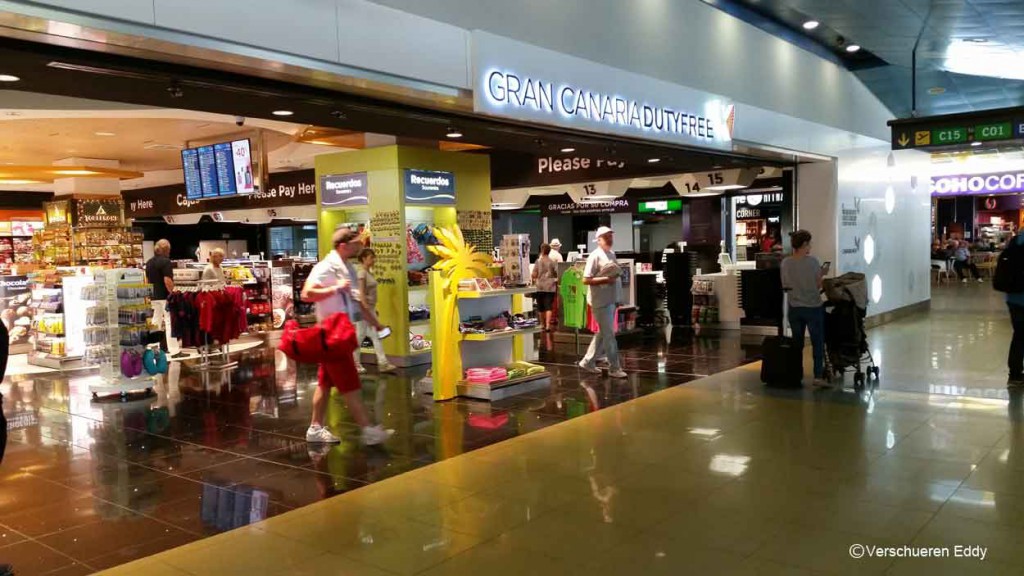 De luchthaven van Gran Canaria biedt een uitgebreide selectie winkels in het terminalgebouw